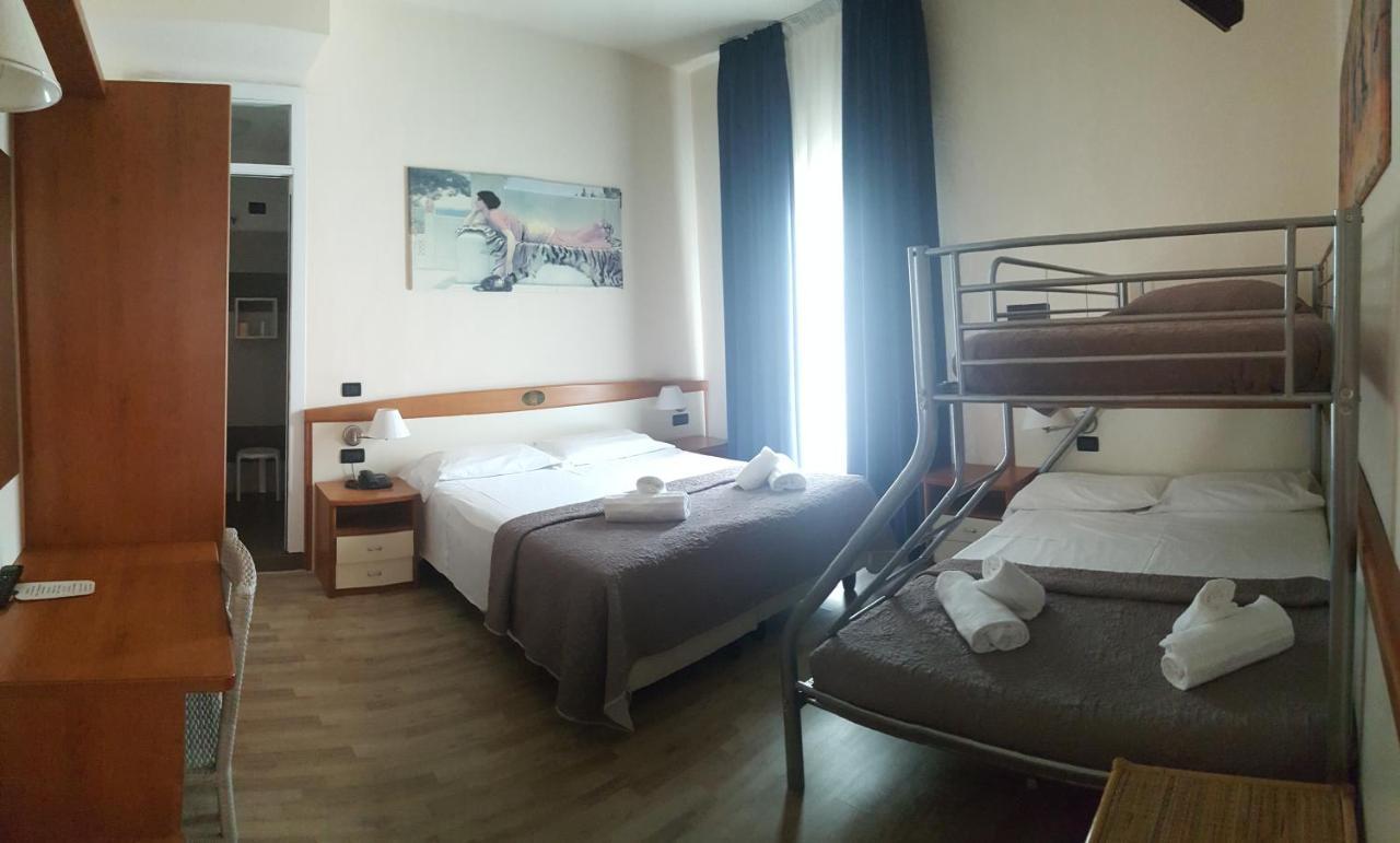 Hotel Stella D'Oro Lido di Jesolo Dış mekan fotoğraf